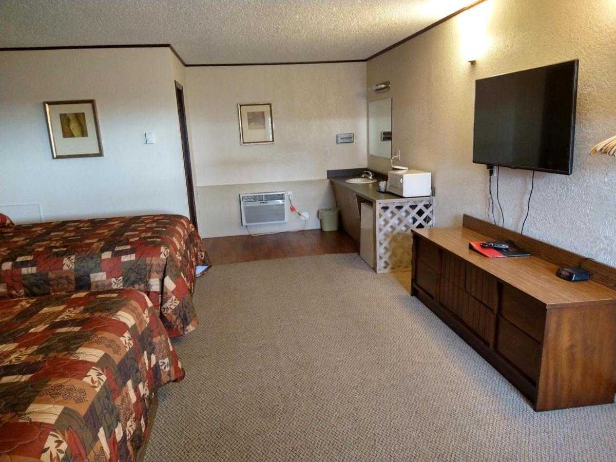 Budget Host 4U Motel Боумен Экстерьер фото
